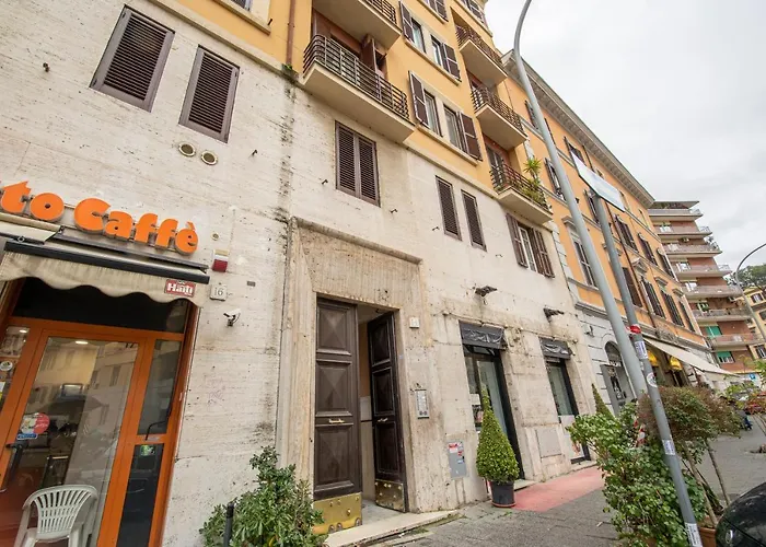Refuge On Piazza Re Di -holiday Appartement *